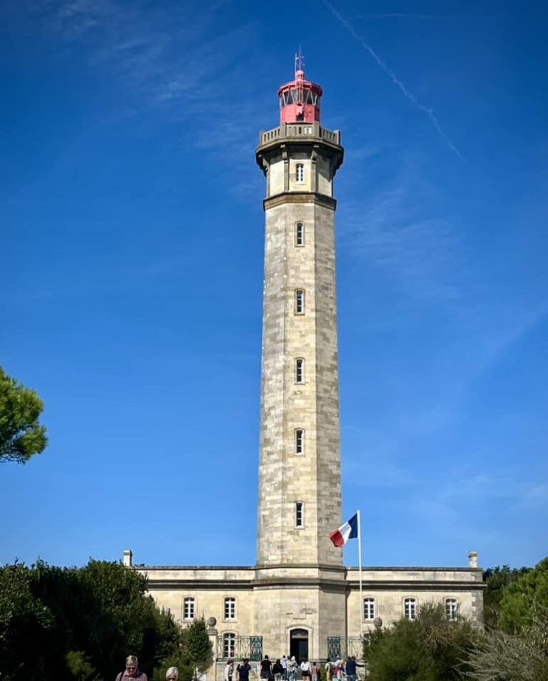 Discover Île de Ré France - Jan Adventures